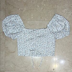 Forever 21 Light Blue Floral Puff Sleeve Blouse